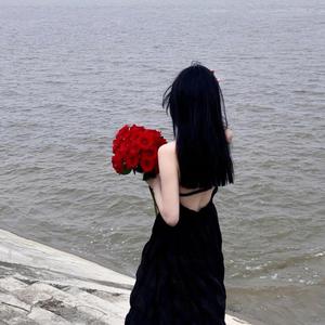 不知火舞裸露双奶头让人❌小说
