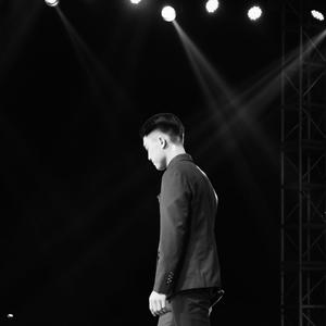 不知火舞裸露双奶头让人❌小说
